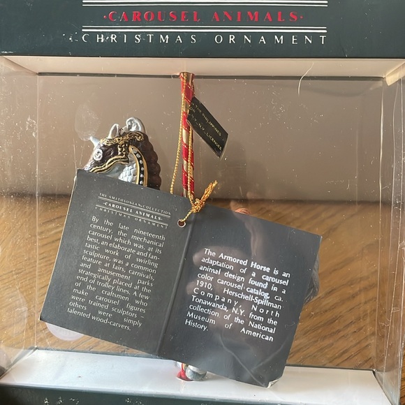 Vintage Carousel Horse Ornament from the Smithsonian Institute---NIB Kurt Adler - Picture 3 of 3